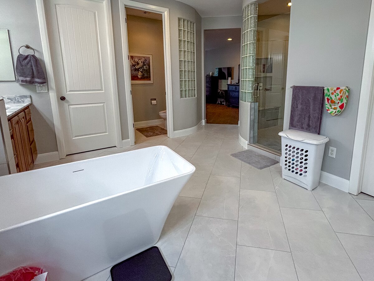Bathtubs and Showers — Canyon Kitchen and Bath