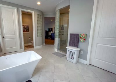 Master Bath Soaking Tub